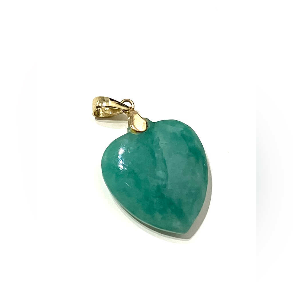14k Gold Jade Heart Pendant